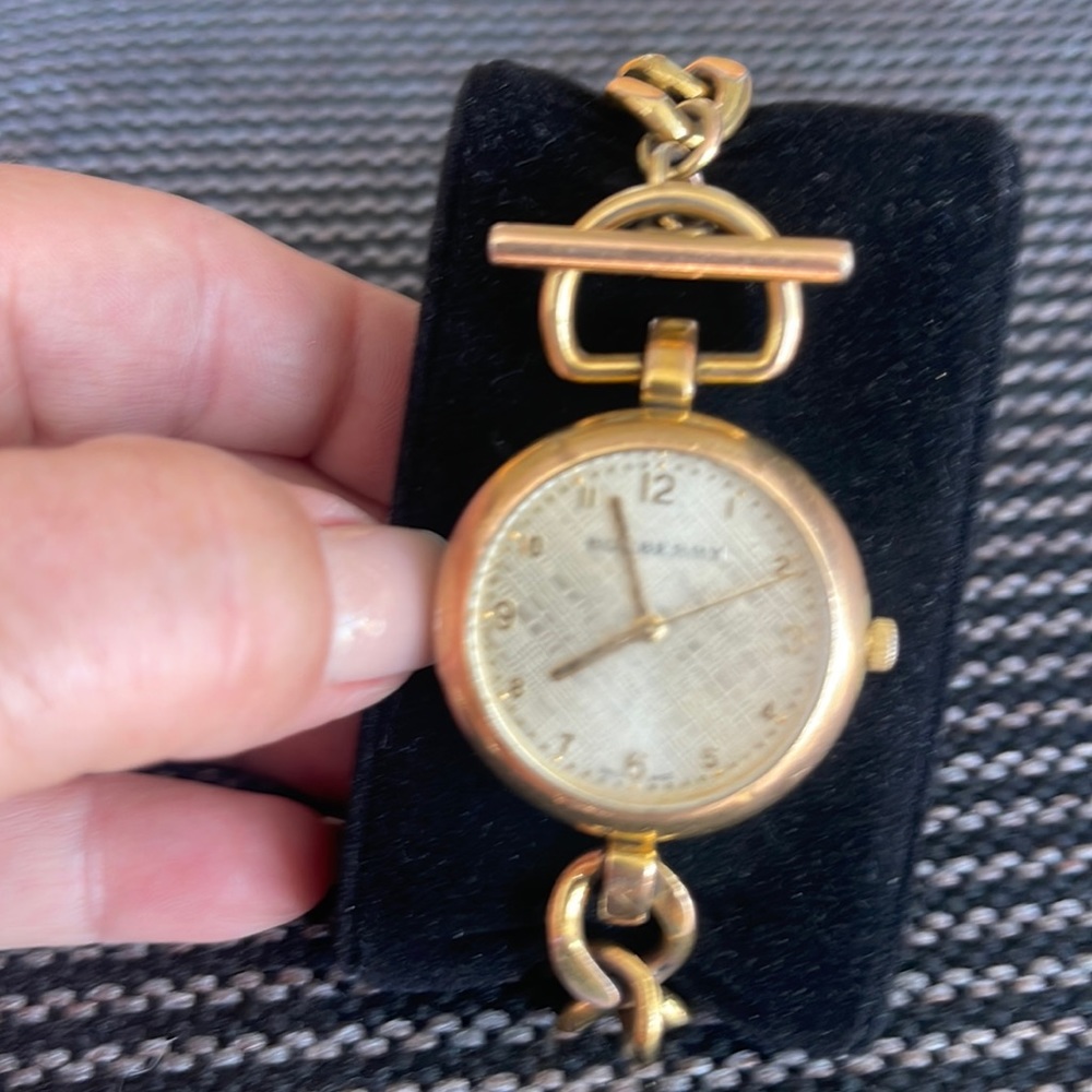 Burberry link watch